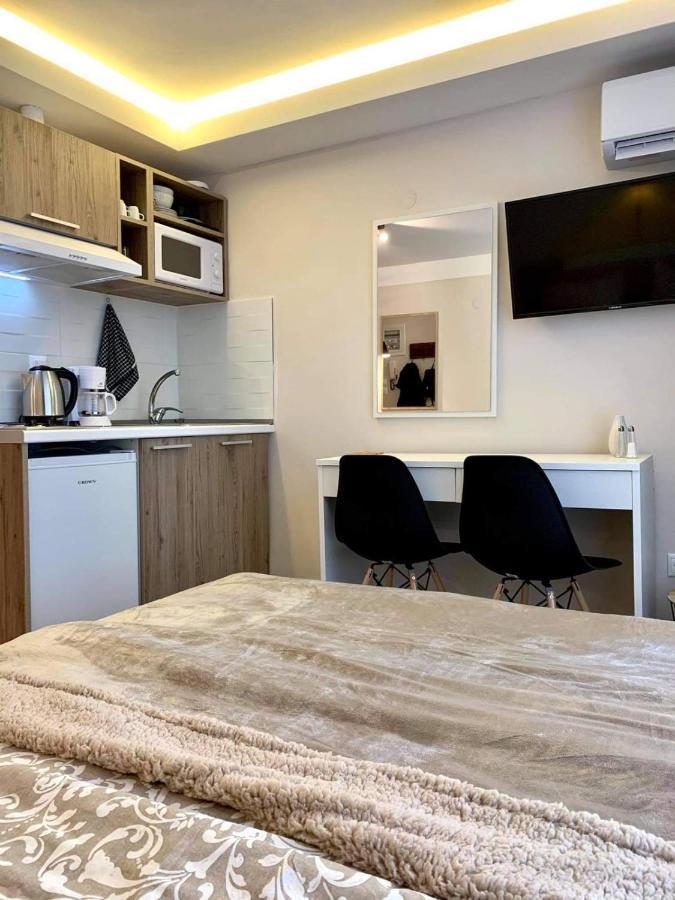 Center Deluxe Studio Thessaloníki Exteriör bild