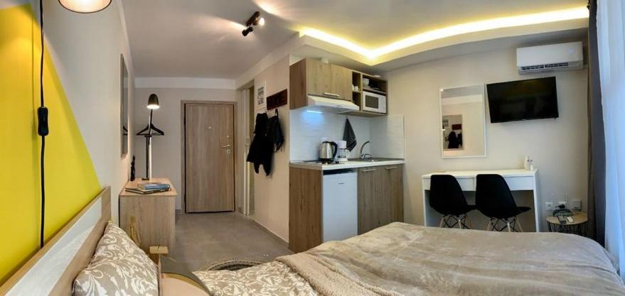 Center Deluxe Studio Thessaloníki Exteriör bild